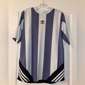 Adidas vintage goalie short sleeve shirt